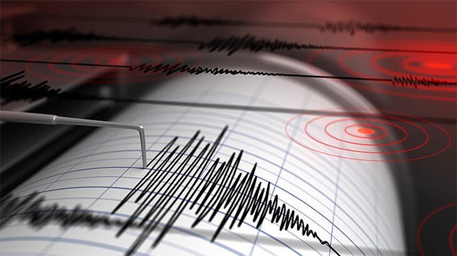 İzmir açıklarında korkutan deprem