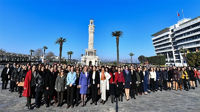 İzmir Büyükşehir Belediyesi’nde yöneticilerin yarısı kadın