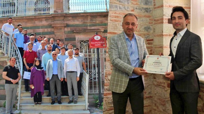 İzmir’de '2. Dönem Talim ve Tashih-i Huruf Kursu' tamamlandı