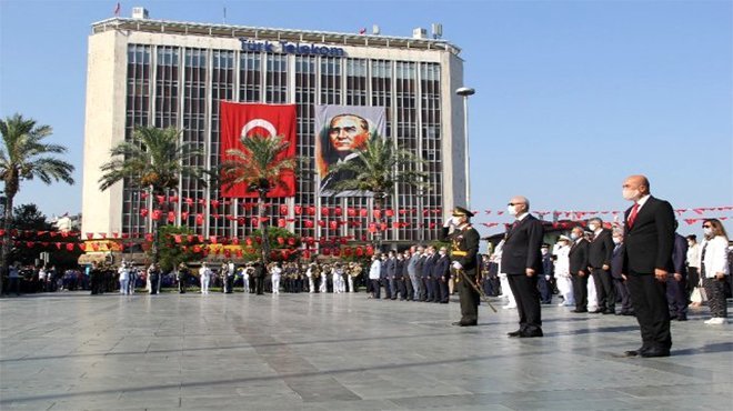 İzmir’de 30 Ağustos Zafer Bayramı kutlandı