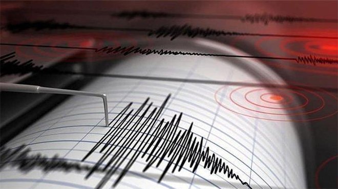 İzmir’de 4.8 büyüklüğünde deprem