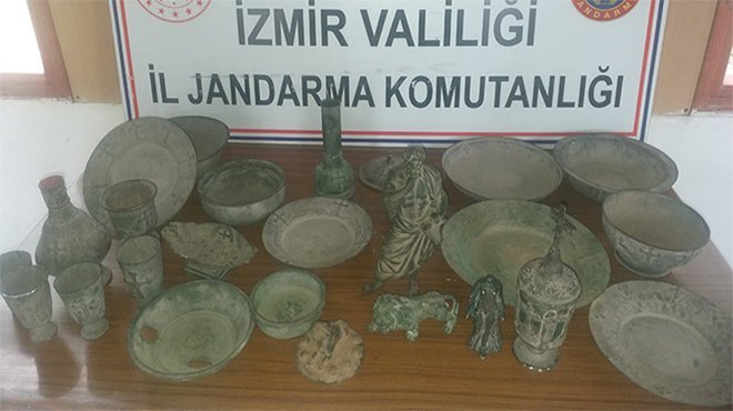 İzmir'de Bizans dönemine ait eserler ele geçirildi