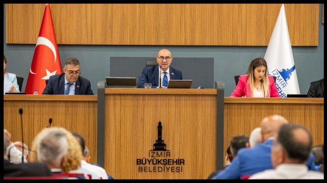 İZMİR’DE DEPREME DAYANIKLI YAPILAR İÇİN YENİ DÜZENLEMELER MECLİS GÜNDEMİNE GELİYOR