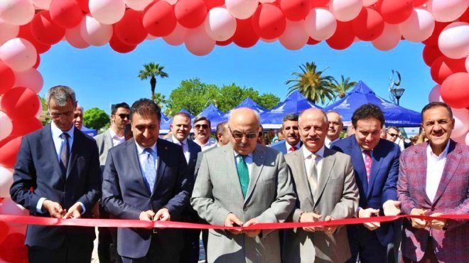 İzmir'de ‘Hayat Boyu Öğrenme Haftası' kutlandı