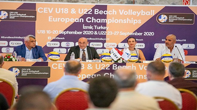 İzmir’de iki dev organizasyon