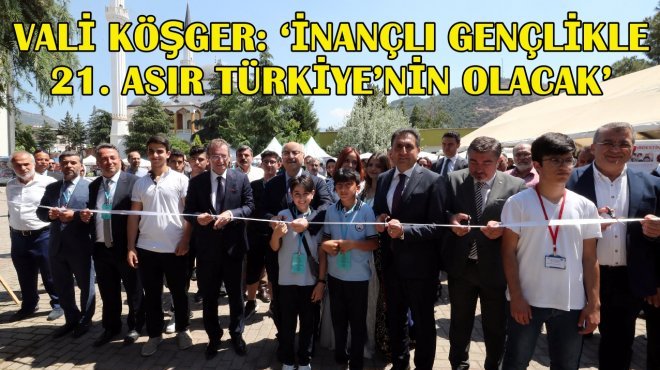 İzmir'de 'İmam Hatipliler Bilim Kültür Şenliği' düzenlendi