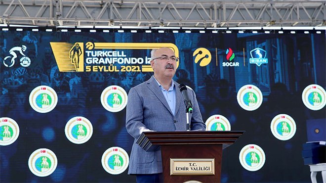 İZMİR’DE PEDALLAR AFETZEDE ÇOCUKLARIN EĞİTİMİ İÇİN DÖNDÜ