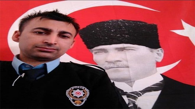 İzmir'de polis aracıyla otomobilin çarpışması sonucu 1 polis şehit oldu