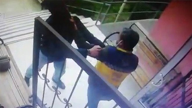 İzmir'de sağlık personeline saldırı 