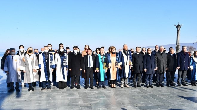 İzmir'de Tıp Bayramı kutlandı