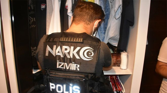 İzmir'de uyuşturucu satıcılarına şafak operasyonu 