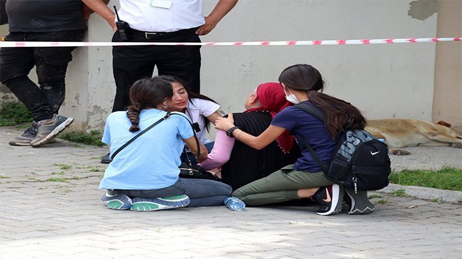 İzmir'de yüksekten düşen 2 kişi hayatını kaybetti