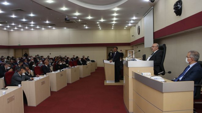 İzmir Valiliği'nde eğitim konuşuldu...