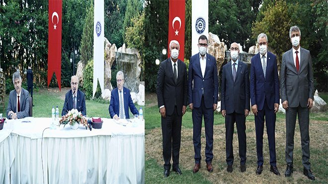 İzmir’in kanaat önderleri Ege Üniversitesinde buluştu