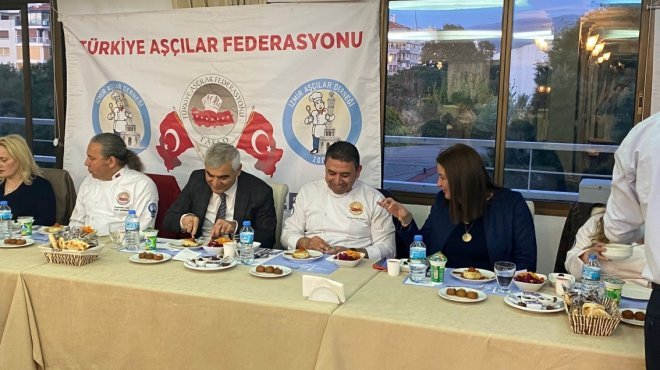 İzmir’in şefleri iftarda buluştu