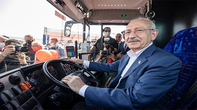 İzmir’in ulaşım filosuna 364 otobüs birden katıldı