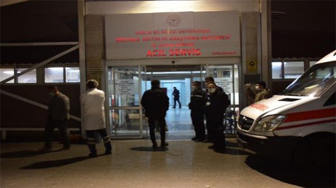 İzmir Karabağlarda komşu kavgası: 4 yaralı 