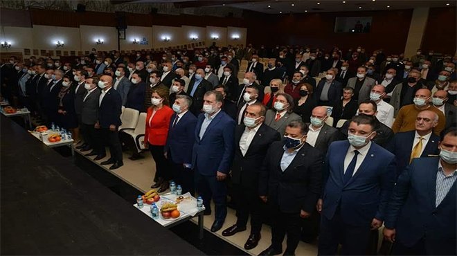 İzmir Mardinliler Federasyonu’nda Tunç güven tazeledi