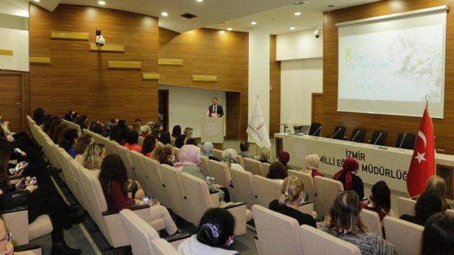 İzmir Milli Eğitim 8 Mart'a özel program 