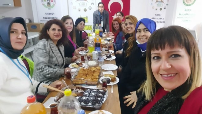 İzmir Şanlıurfa Federasyonu'ndan Kadınlar Günü etkinliği