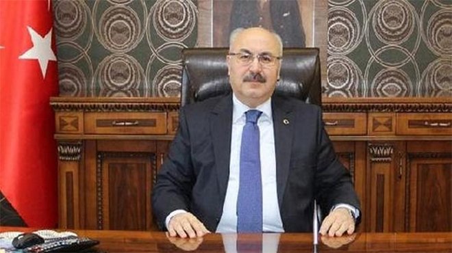 İzmir Valiliği İl Pandemi Kurulu koronavirüste yeni önlemleri duyurdu