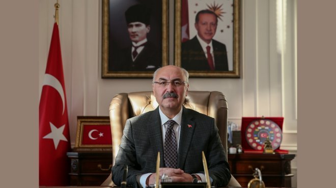İZMİR VALİSİ KÖŞGER’DEN YENİ YIL MESAJI…