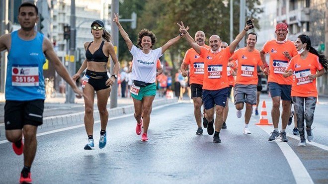 İzmir Yarı Maratonu’nda rekor heyecanı