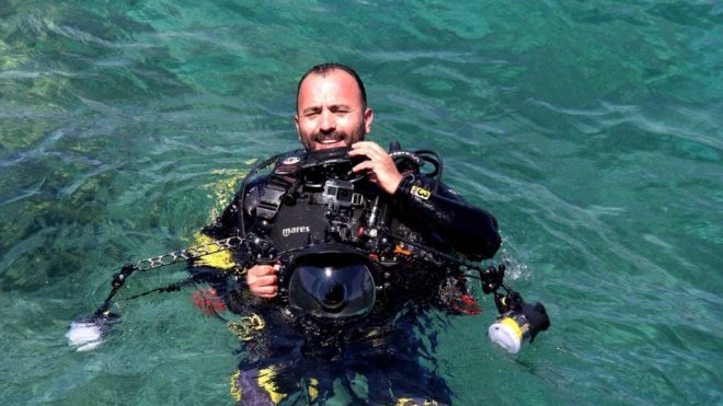 İzmirli su altı fotoğrafçısı dünya birincisi oldu