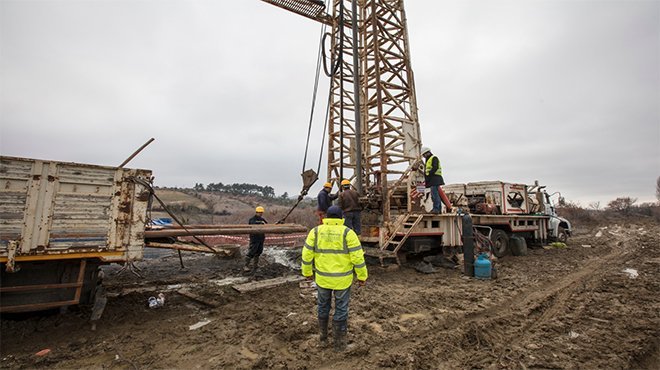 İZSU, 6 ilçede 30 kuyu daha açıyor