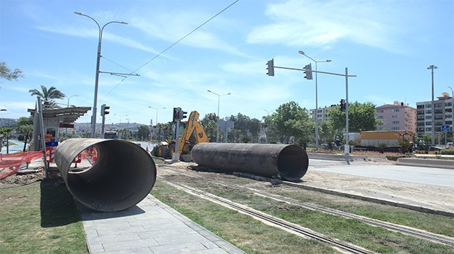 İZSU taşkınları önleyecek çalışmalarını sürdürüyor