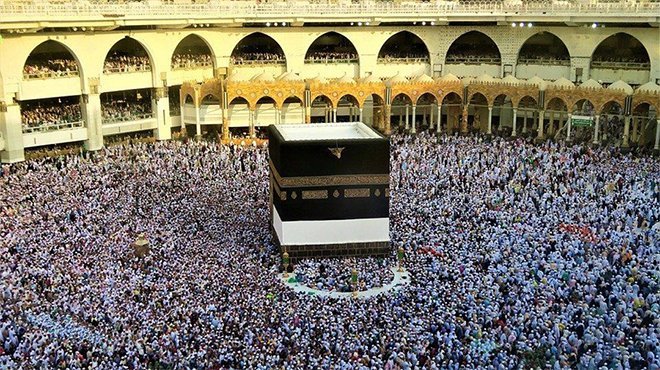 Kabe yeniden ibadete açılabilir