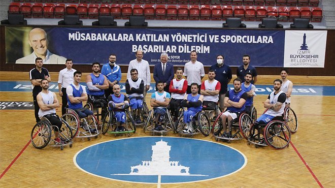 Kalpler kupa için çarpıyor