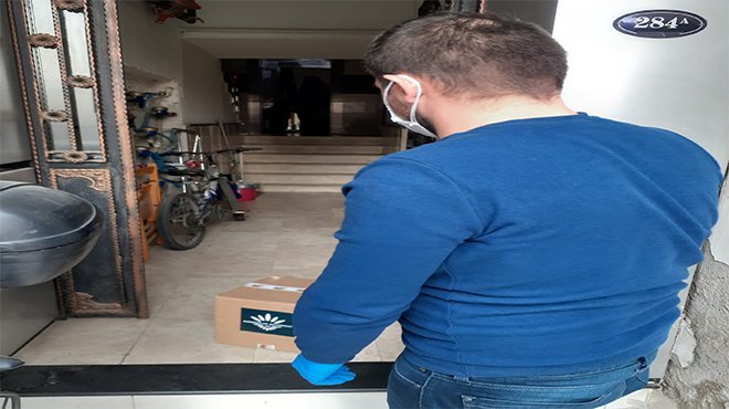 Karabağlar Belediyesi zor günlerinde yanlarında