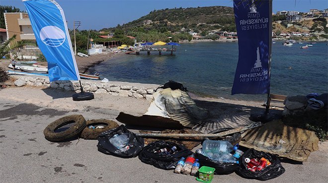 Karaburun’da kıyı temizliği yapıldı