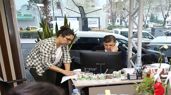 Karşıyaka Belediyesi çınarları yalnız bırakmıyor!