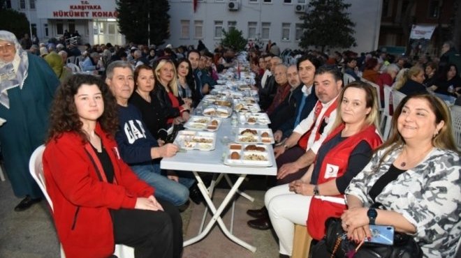 Karşıyaka birlik ve beraberlik sofrasında buluştu