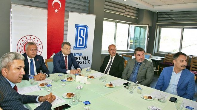 KARŞIYAKA’DA ESKİ HÜKÜMLÜLERİN İŞ TALEPLERİ GÖRÜŞÜLDÜ