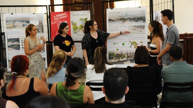 Karşıyakalı gençler geleceği tasarlıyor: Öğrenci Yaz Okulu başladı