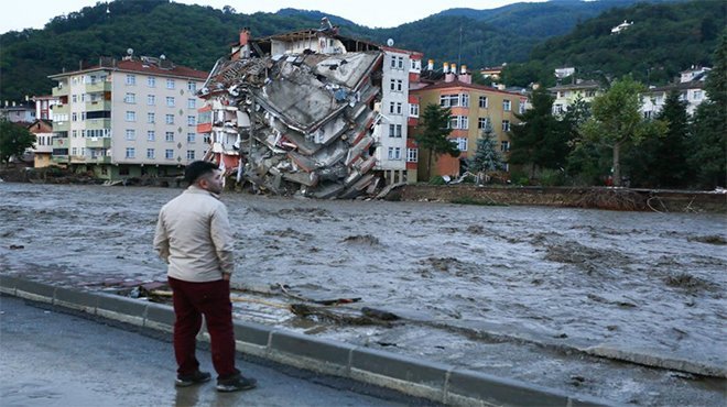 Kastamonu'da sel sularına kapılan 5 kişi hayatını kaybetti
