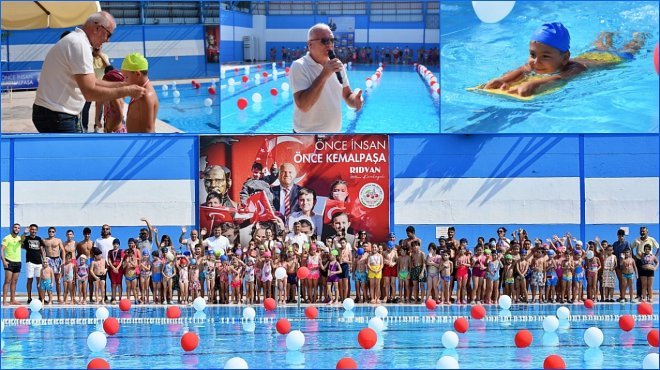 KEMALPAŞA’DA YÜZLERCE ÇOCUK YÜZME ÖĞRENDİ