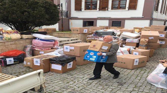 Kemalpaşa Elazığ’a destek için tek yürek oldu 