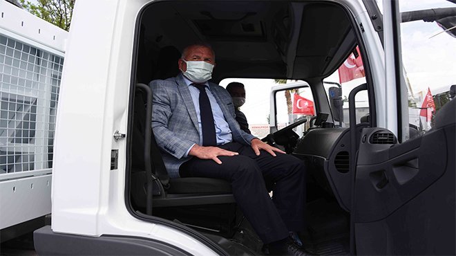 KEMALPAŞA’YA 5 YENİ ÇÖP KAMYONU 2 ESHOT