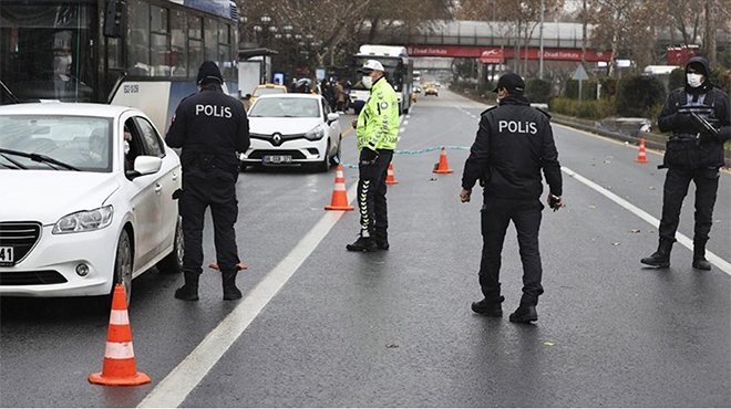 Kısıtlamaya uymayan 25 bin 372 kişiye işlem yapıldı