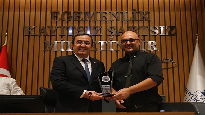 Konak’a iki ödül birden