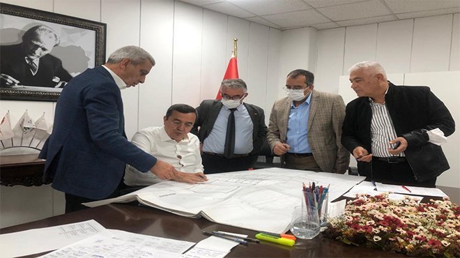 Konak Belediyesi iki hizmet binasını daha boşaltıyor