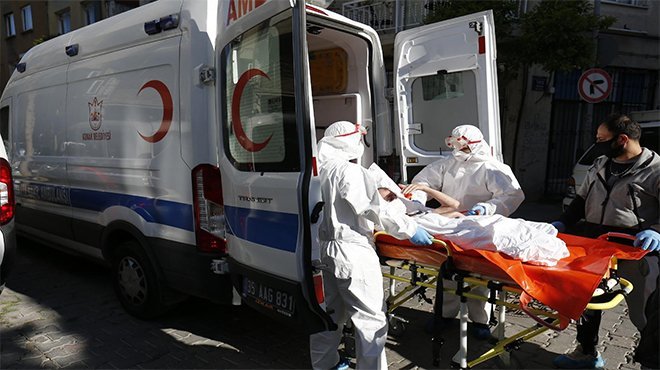 Konak’ta bakıma muhtaçlara el uzatıyoruz