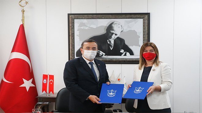 Konak’tan üç protokol birden