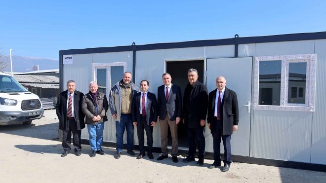 KOSBİ’DEN DEPREM BÖLGESİNE 50 KONTEYNER