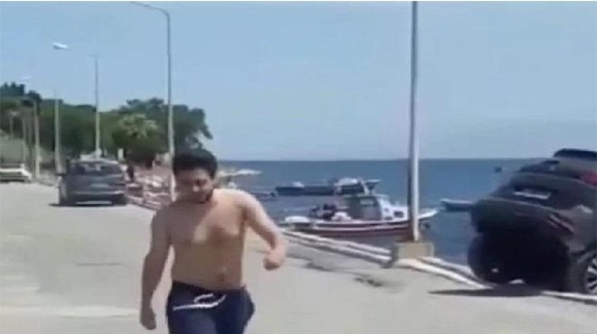 Lüks cipini Urla'da denize sürdü