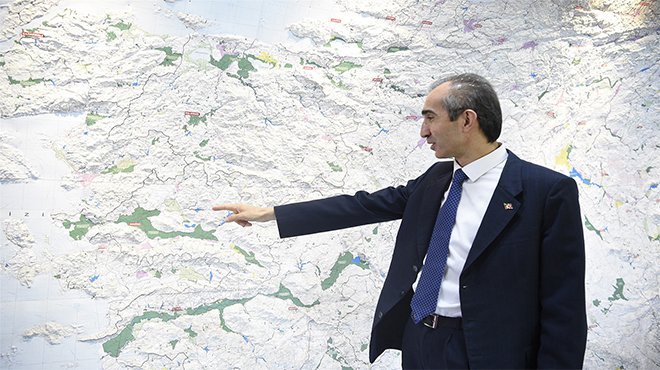 Manisa'da  390 Bin Dekar Tarım Arazisinin  Sulanma Hazırlıklarına Başlandı
